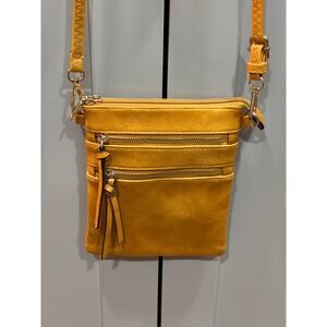 Mustard Yellow Crossbody multicompartment easy pack